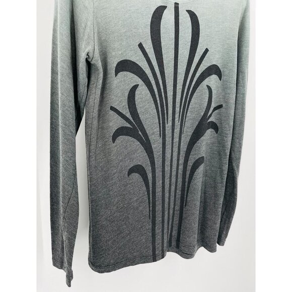 Gypsy 05 Abstract Floral Design Long Sleeve Tunic Top Size Large Ombre Grey - Picture 2 of 8